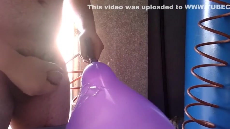 Cumming on purple balloon while pumping [MALE]