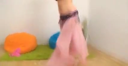 Busty Czech Sophie Mei Does Sexy Dancing