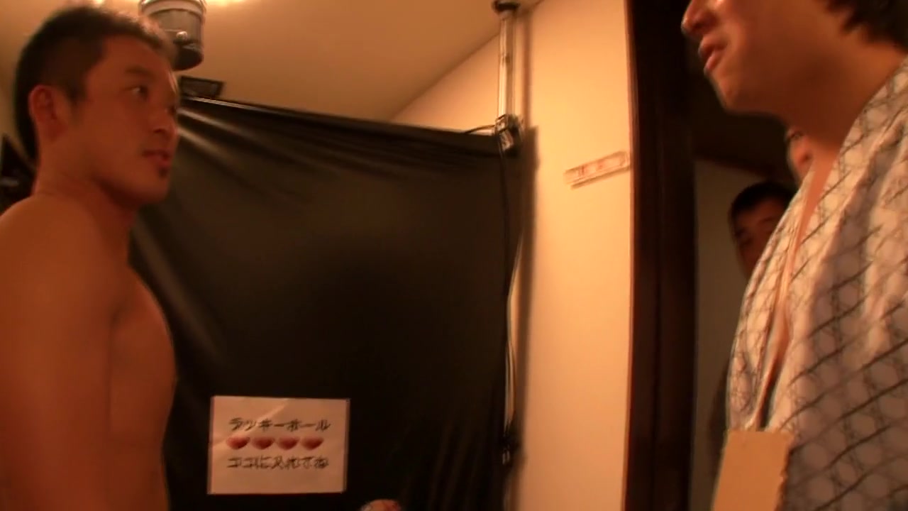 Saki Hatsuki, Maika, Arisu Suzuki, Yu Anzu in Fan Thanksgiving BakoBako Bus Tour 2012 part 4.3