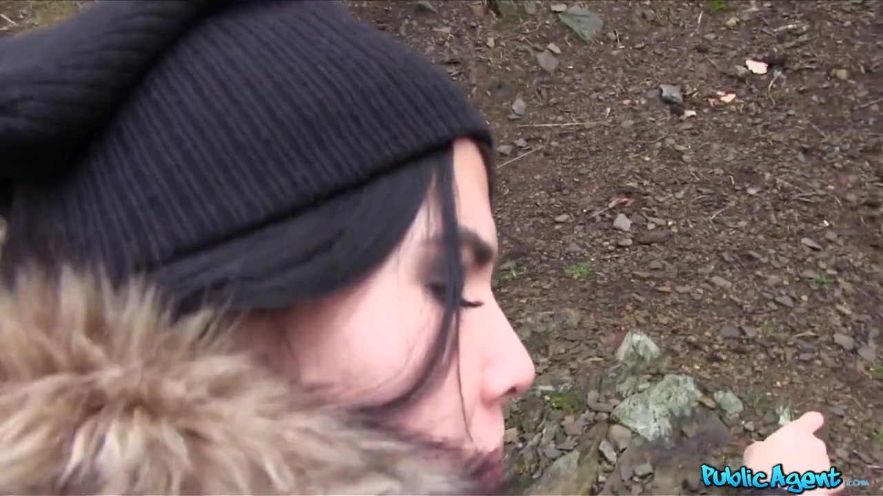 Lady in Emo chick has sex in the woods - PublicAgent