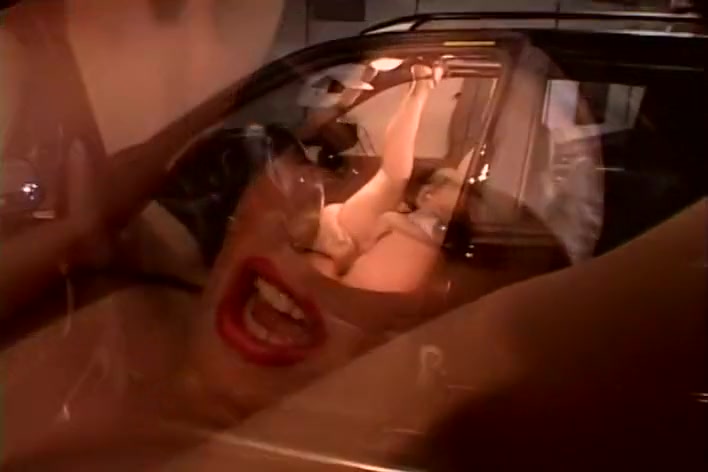 Trashy Blond Krista Leigh Masturbates With A Dildo In Her Car