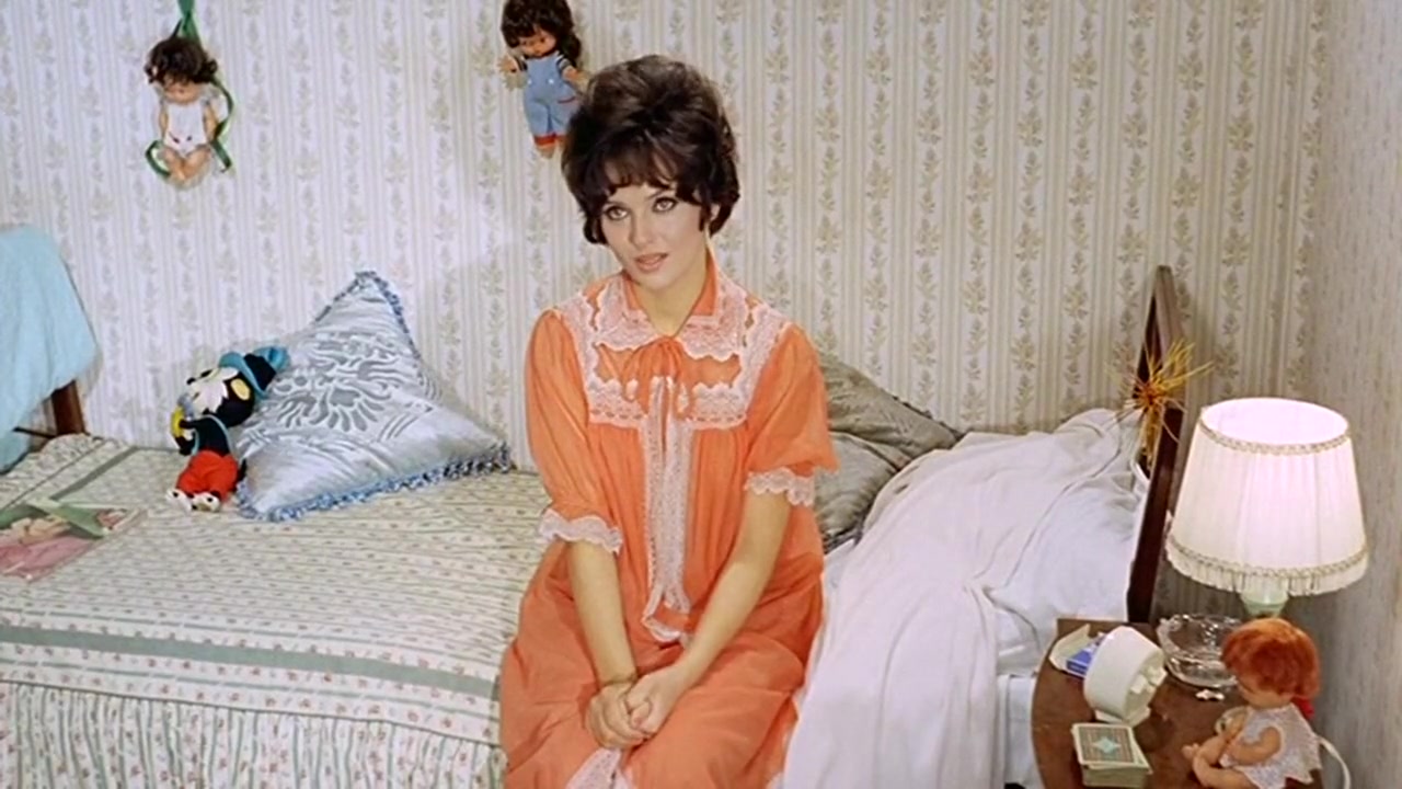 Nude Femi Benussi in Omicidio per vocazione (1968)