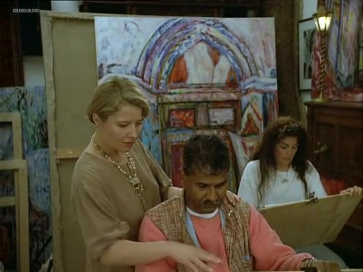 Claudia Karvan & Gosia Dobrowlska in 'Touch Me' (1993)
