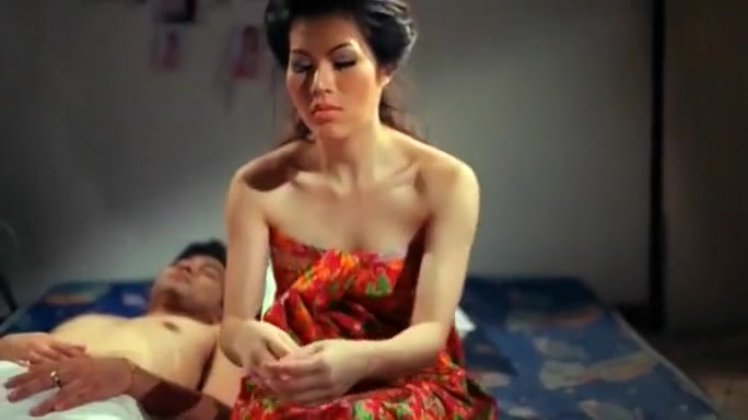 Nat Kesarin, Cherry Samkhok - Sam Sao Sex Bomb (2012)
