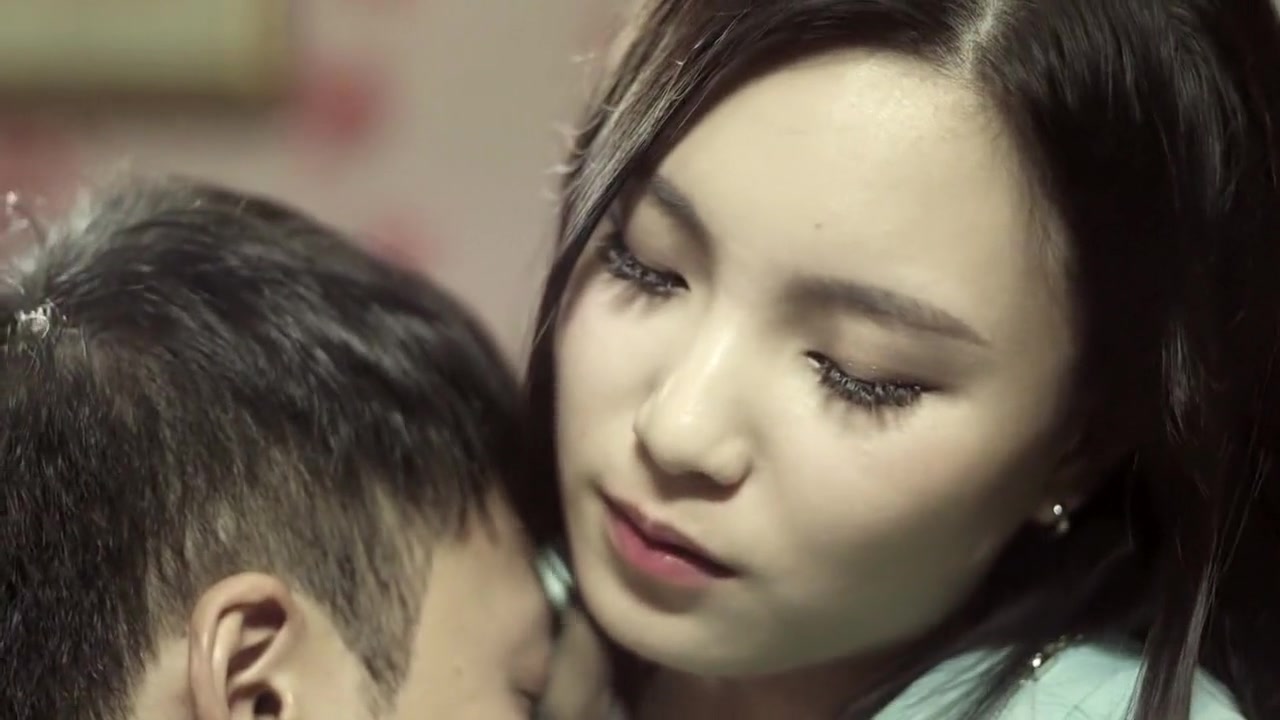 Ye Rin in 'Secret Tutoring' (2014)