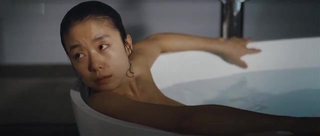 Do-yeon Jeon in The Housemaid (2010)