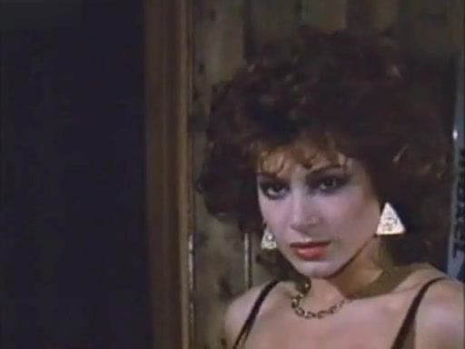 Carmen Russo,Cinzia De Ponti,Various Actresses in La Maestra Di Sci (1981)