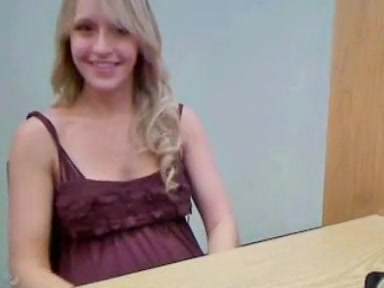 Blonde hottie masturbates on webcam
