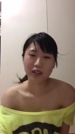 Asian college girl periscope downblouse boobs
