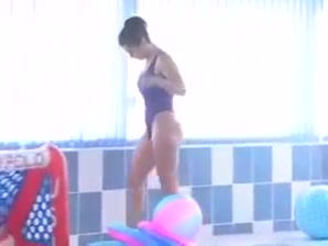 Angelica bella in pool