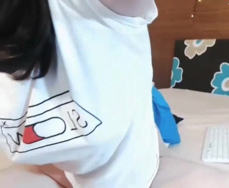 horny korean teen joi masturbation webcam